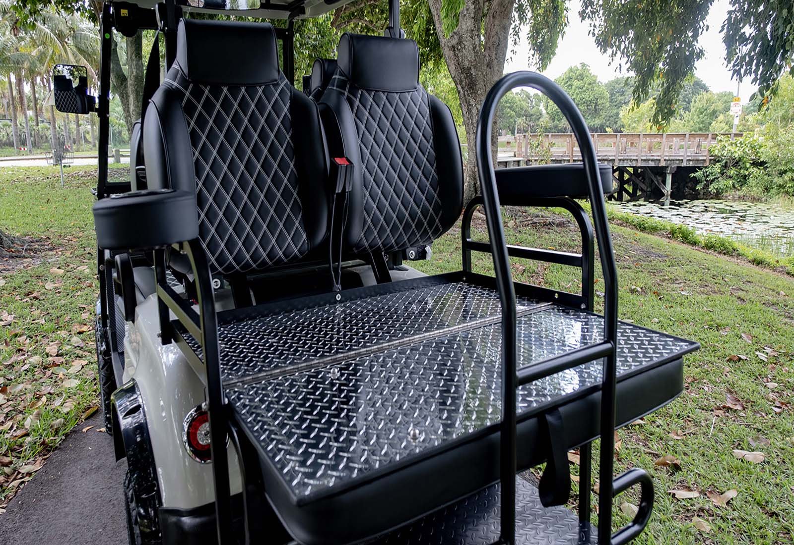 Epic E40 - For Sale at Woody's Golf Carts - Image 4